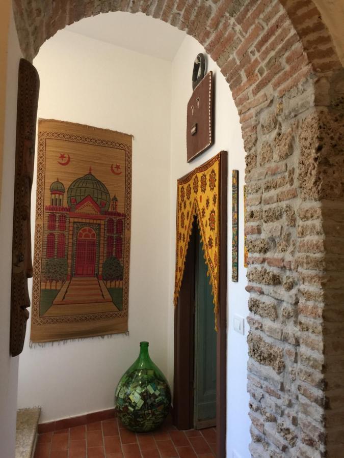 Stanza Privata In Attico Con Terrazza - Lakeholiday It Castel di Tora Dış mekan fotoğraf