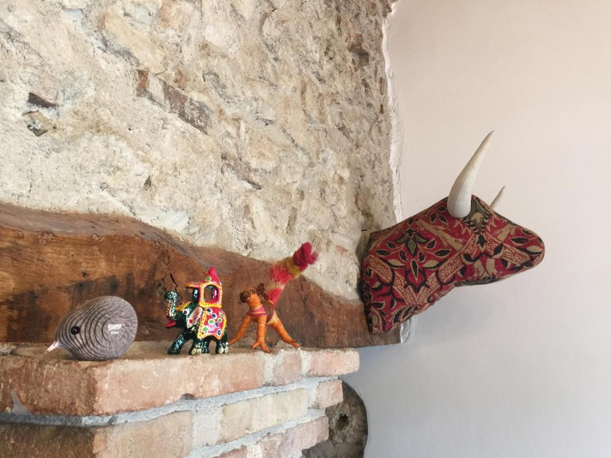 Stanza Privata In Attico Con Terrazza - Lakeholiday It Castel di Tora Dış mekan fotoğraf